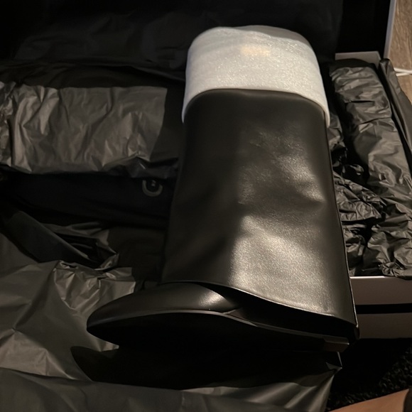 NIB Givenchy Shark Lock Boots - Picture 2 of 7